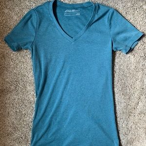 Eddie Bauer Vneck T-shirt